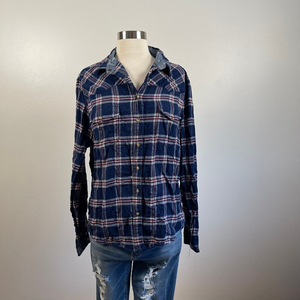 Jach's Girlfriend • Plaid Cotton Button-Up